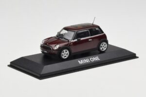 Mini One R50 Rosso Scuro Con Tetto Nero Minichamps 1:43 MINI008 Pressofusione — immagine 2 di 5