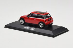 Mini One R50 Rosso Con Tetto Rosso Minichamps 1:43 MINI001 Pressofusione — immagine 3 di 5