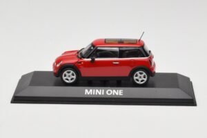 Mini One R50 Rosso Con Tetto Rosso Minichamps 1:43 MINI001 Pressofusione