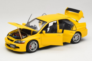Mitsubishi Lancer Evolution IX GSR Giallo AUTOart 1:18 77192 Pressofusione — immagine 2 di 8
