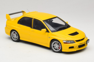 Mitsubishi Lancer Evolution IX GSR Giallo AUTOart 1:18 77192 Pressofusione — immagine 6 di 8
