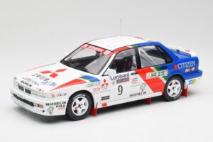 Mitsubishi Galant VR-4 #9 K. Eriksson / S. Parmander RAC Rally 1990 IXO 1:18 18RMC192A Pressofusione