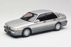Mitsubishi Galant VR-4 Argento IXO 1:18 18CMC191 Pressofusione