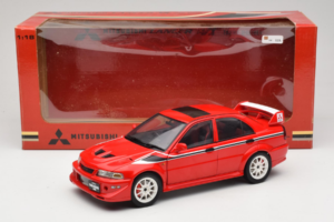 Mitsubishi Lancer Evo VI Tommi Makinen Edition Rosso AUTOart 1:18 77156 Pressofusione — immagine 8 di 8