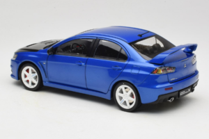 Mitsubishi Lancer Evolution X Blu OEM 1:18 MLE01 Pressofusione — immagine 7 di 8