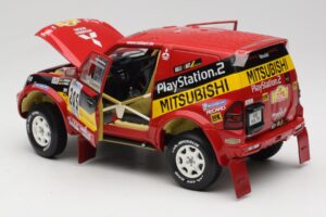 Mitsubishi Pajero Rallye Raid #205 Paris-Dakar Rally 2001 Solido 1:18 9022 Pressofusione — immagine 5 di 8