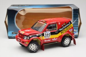 Mitsubishi Pajero Rallye Raid #205 Paris-Dakar Rally 2001 Solido 1:18 9022 Pressofusione — immagine 8 di 8