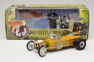 Munsters Dragula Movie Car Joyride 1:18 33266 Pressofusione — immagine 8 di 8