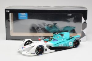 NIO 004 Team NIO #8 T. Dillmann Formula E Season 5 2019 Minichamps 1:18 114180008 Pressofusione — immagine 6 di 6