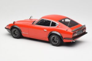 Nissan Fairlady 240ZG Rosso Otto 1:18 OT457 Resina — immagine 5 di 6