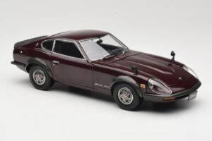 Nissan Fairlady 240Z-G S30 Bordeaux Kyosho 1:18 08212M Pressofusione — immagine 6 di 8
