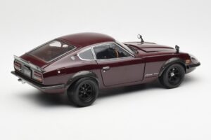 Nissan Fairlady 240ZG Marrone Kyosho 1:18 08217M Pressofusione — immagine 3 di 8