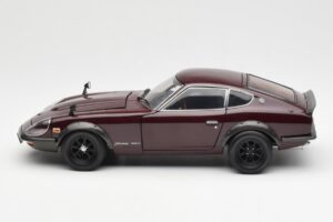 Nissan Fairlady 240ZG Marrone Kyosho 1:18 08217M Pressofusione — immagine 4 di 8