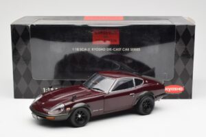 Nissan Fairlady 240ZG Marrone Kyosho 1:18 08217M Pressofusione — immagine 8 di 8