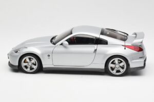 Nissan Fairlady Z Z34 NISMO Type 380RS Argento AUTOart 1:18 77401 Pressofusione — immagine 4 di 8