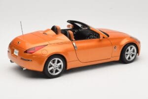 Nissan Fairlady Z Z33 Roadster Sunset Orange AUTOart 1:18 77377 Pressofusione — immagine 3 di 8