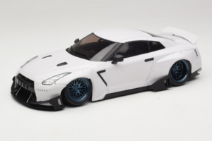 Nissan GT-R R35 Boost Wars 2 Bianco Jp Kraemo 1:18 KRAEMO001 Pressofusione — immagine 2 di 7