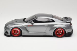 Nissan GT-R R35 Prior Design Grigio GT Spirit 1:18 GT243 Resina — immagine 3 di 6