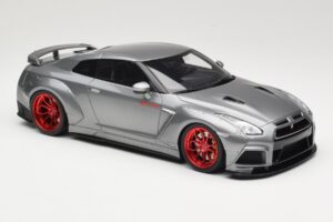 Nissan GT-R R35 Prior Design Grigio GT Spirit 1:18 GT243 Resina — immagine 4 di 6