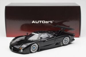 Nissan R390 GT1 #0 24 Hours of Le Mans 1998 AUTOart 1:18 89878 Pressofusione — immagine 8 di 8