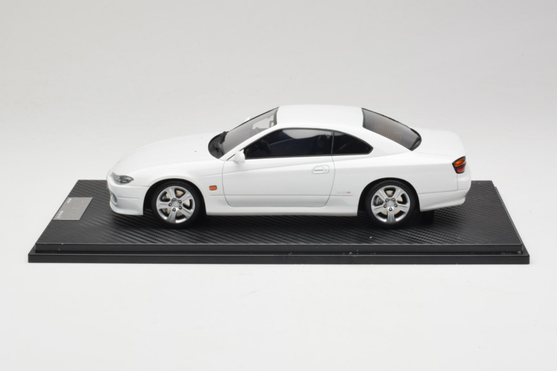 Nissan Silvia S15 Spec-S Bianco Cracked Plexi One Model 1:18 REMC034 Pressofusione