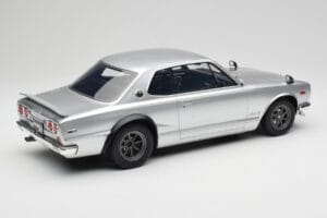 Nissan Skyline C10 2000 GT-R Argento Otto 1:12 G094 Resina — immagine 2 di 6