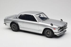 Nissan Skyline C10 2000 GT-R Argento Otto 1:12 G094 Resina — immagine 4 di 6