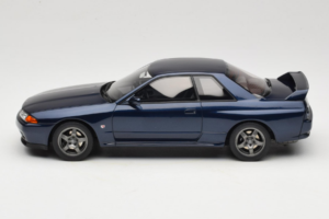 Nissan Skyline GT-R BNR32 Dark Blue Pearl Otto 1:18 OT1199 Resina — immagine 3 di 6