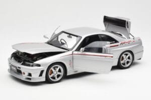 Nissan Skyline GT-R R33 R-Tune Argento AUTOart 1:18 77326 Pressofusione — immagine 2 di 8