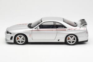 Nissan Skyline GT-R R33 R-Tune Argento AUTOart 1:18 77326 Pressofusione — immagine 4 di 8