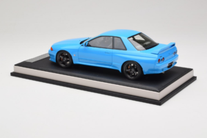 Nissan Skyline GT-R R32 Customized Version Blu MotorHelix 1:18 MH029CB Resina — immagine 5 di 7