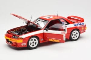 Nissan Skyline GT-R R32 #1 J. Richards / M. Skaife Bathurst 1000 Winner 1992 AUTOart 1:18 89279 Pressofusione — immagine 2 di 8