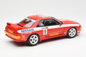 Nissan Skyline GT-R R32 #1 J. Richards / M. Skaife Bathurst 1000 Winner 1992 AUTOart 1:18 89279 Pressofusione — immagine 3 di 8