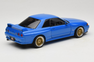 Nissan Skyline GT-R R32 V-Spec II Tuned Blu AUTOart 1:18 77415 Pressofusione — immagine 3 di 8