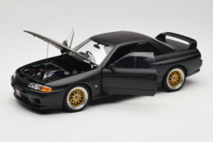 Nissan Skyline GT-R R32 V-Spec II Tuned Version Matt Black AUTOart 1:18 77418 Pressofusione — immagine 2 di 8