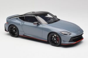 Nissan Z RZ34 NISMO Stealth Grigio GT Spirit 1:18 GT484 Resina — immagine 4 di 6