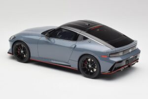 Nissan Z RZ34 NISMO Stealth Grigio GT Spirit 1:18 GT484 Resina — immagine 5 di 6