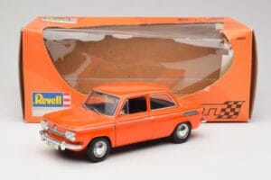 NSU 1000 TT Arancione Revell 1:18 08884 Pressofusione — immagine 8 di 8