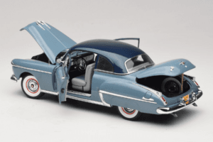 Oldsmobile 88 Blu Grease Auto World 1:18 AWSS103/06 Pressofusione — immagine 5 di 8