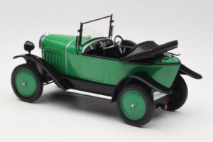 Opel 4 PS Laubfrosch Verde MCG 1:18 MCG18050 Pressofusione — immagine 5 di 6