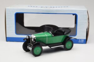 Opel 4 PS Laubfrosch Verde MCG 1:18 MCG18050 Pressofusione — immagine 6 di 6