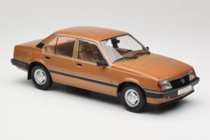 Opel Ascona C Berlina Beige Metallic MCG 1:18 MCG18459 Pressofusione — immagine 4 di 6