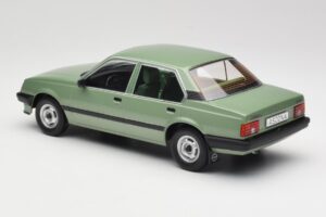 Opel Ascona C Metallic Light Green MCG 1:18 MCG18458 Pressofusione — immagine 5 di 6