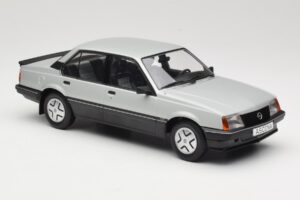 Opel Ascona C SR Argento MCG 1:18 MCG18460 Pressofusione — immagine 4 di 6