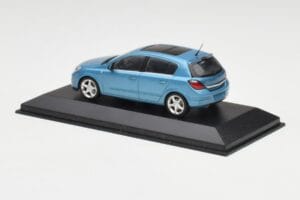 Opel Astra H Azzurro Minichamps 1:43 400043001 Pressofusione — immagine 3 di 4