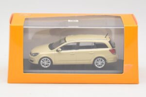Opel Astra H Station Wagon Giallo Minichamps 1:43 1799098 Pressofusione — immagine 4 di 4