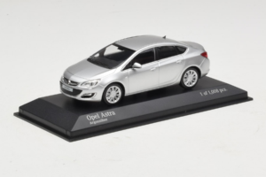 Opel Astra J Argento Minichamps 1:43 410042000 Pressofusione — immagine 2 di 5