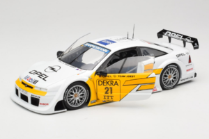 Opel Calibra V6 #21 N. Amorim DTM 1995 UT Models 1:18 180954221 Pressofusione — immagine 2 di 8
