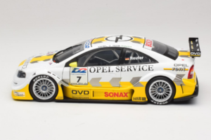 Opel Astra V8 Coupe #7 M. Reuter DTM 2000 Action 1:18 AC8004807 Pressofusione — immagine 4 di 8