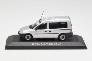 Opel Combo C Argento Minichamps 1:43 COMBO001 Pressofusione